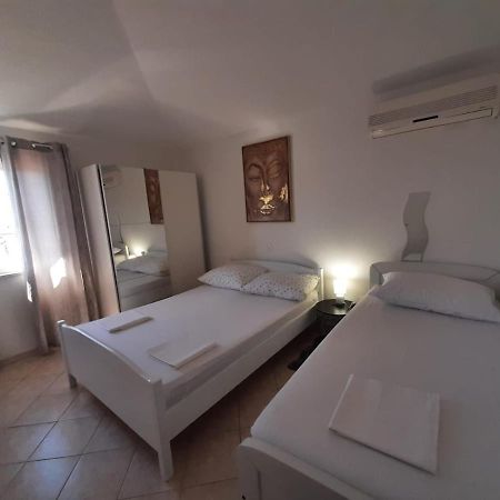 Jasminka Apartment Rogoznica  Bagian luar foto