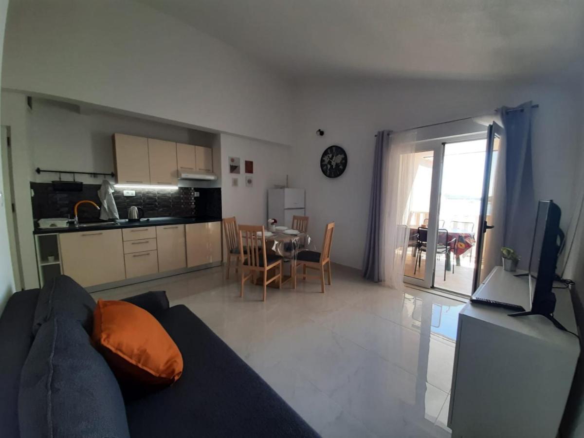 Jasminka Apartment Rogoznica  Bagian luar foto